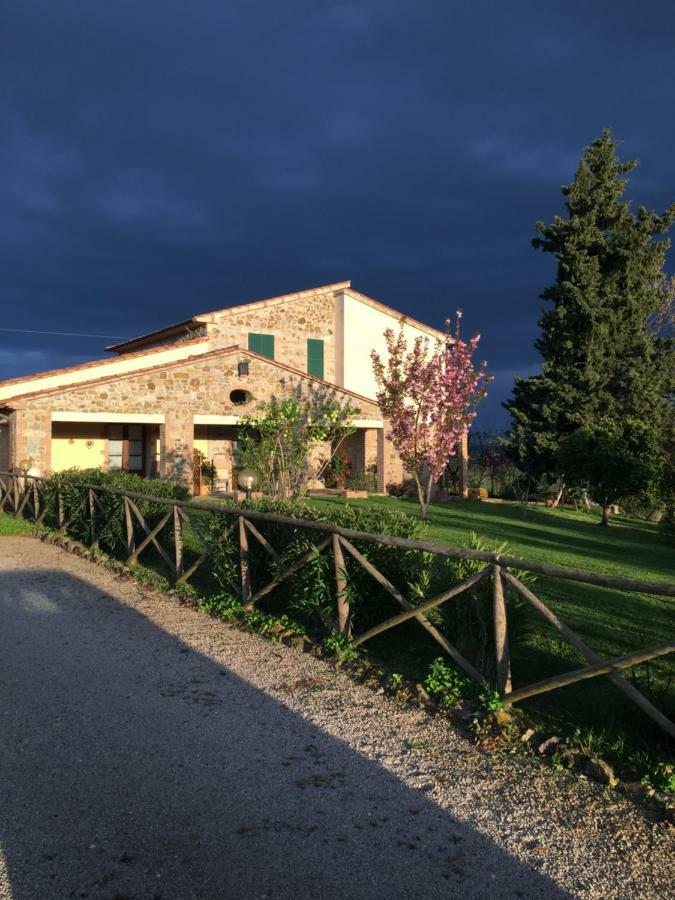 Agriturismo Podere Micitto Usi Extérieur photo